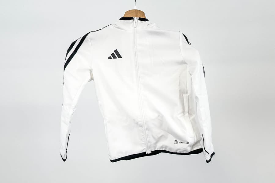 adidas Kinder Outdoorjacke Tiro 23 League Windbreaker weiß, Gr. 128